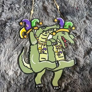 Hand painted Louisiana Mardi Gras dancing alligators wall decor 10 by 11 inches!